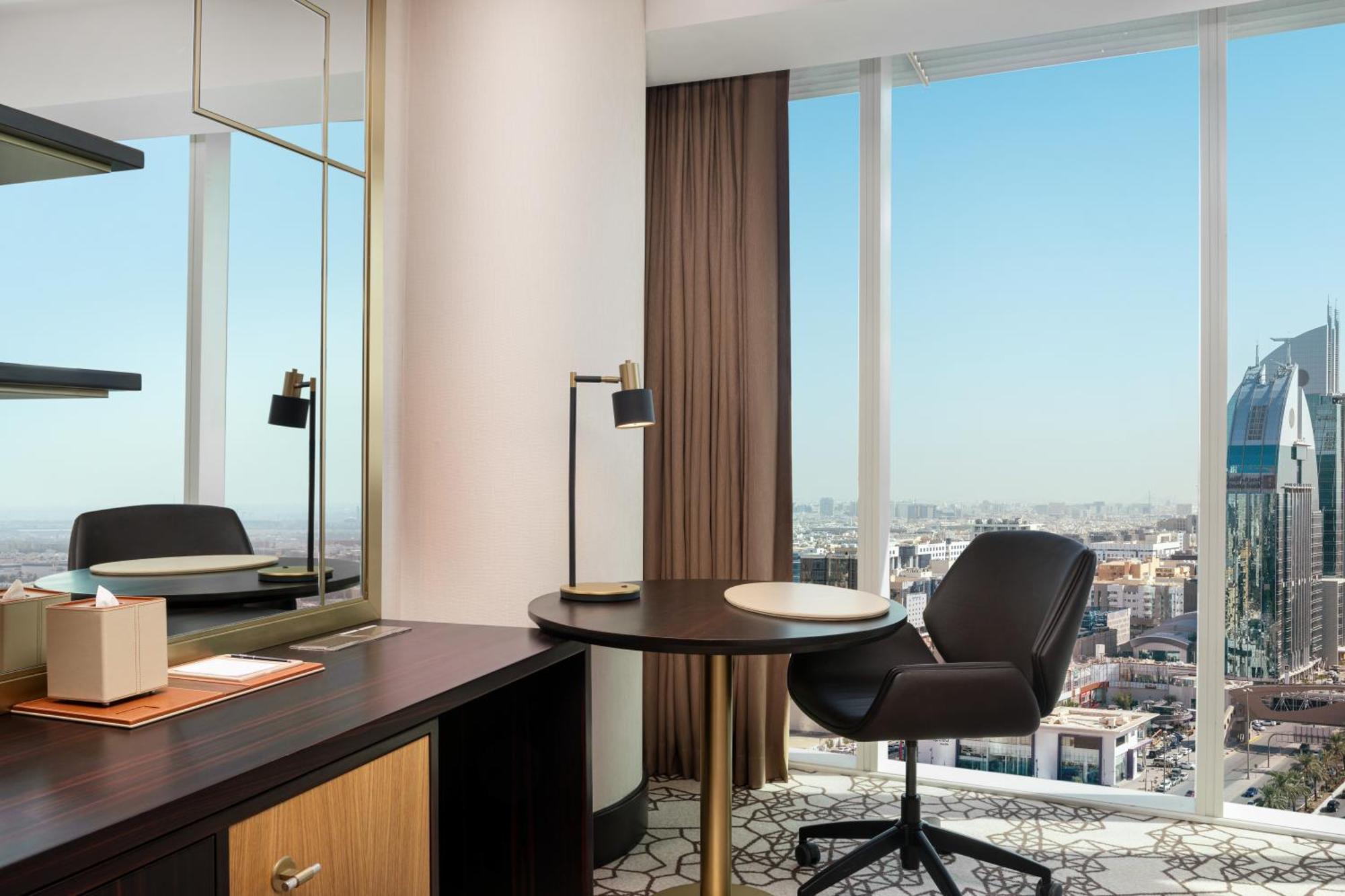 Hilton Riyadh Olaya Bagian luar foto