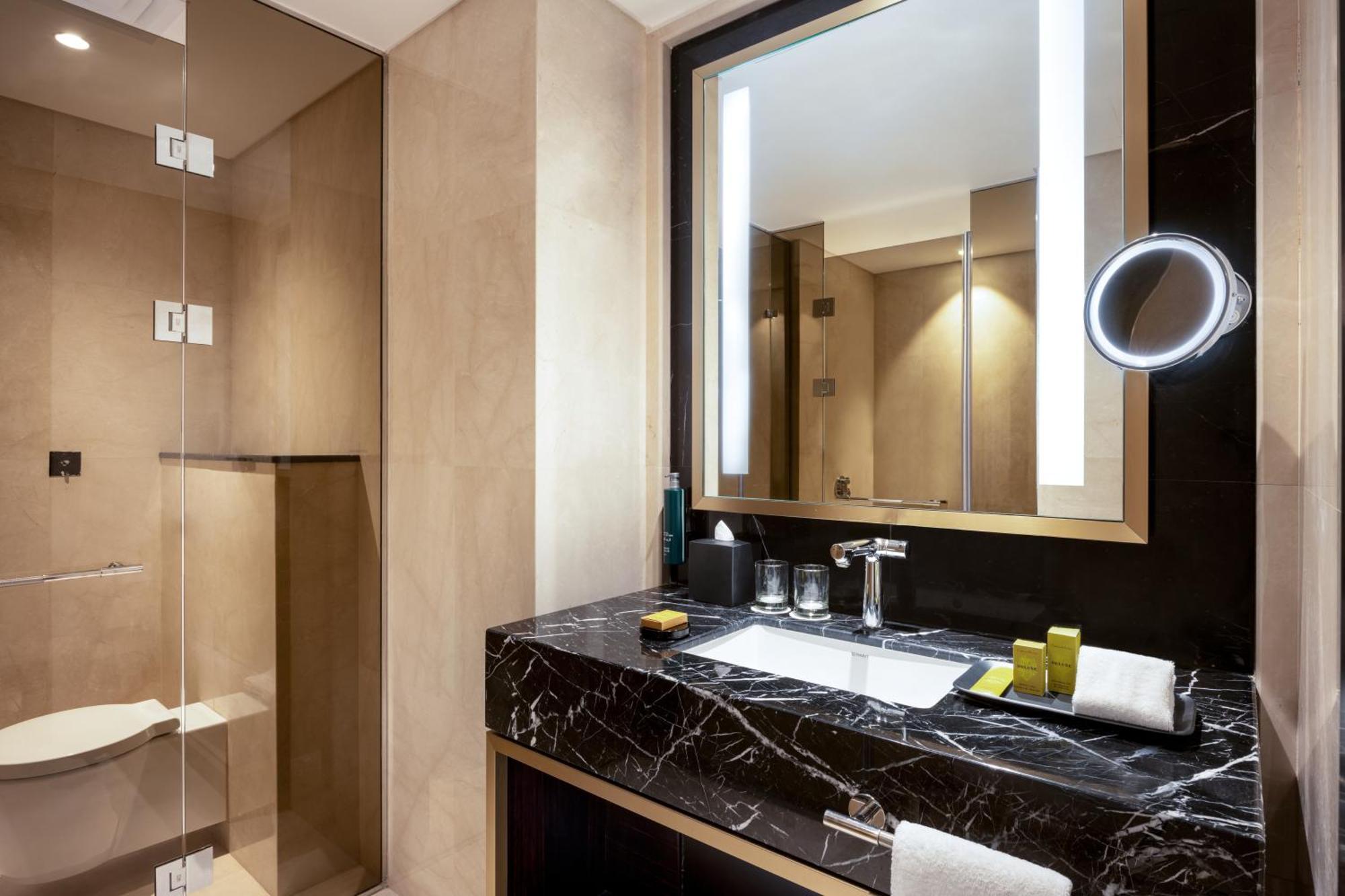 Hilton Riyadh Olaya Bagian luar foto