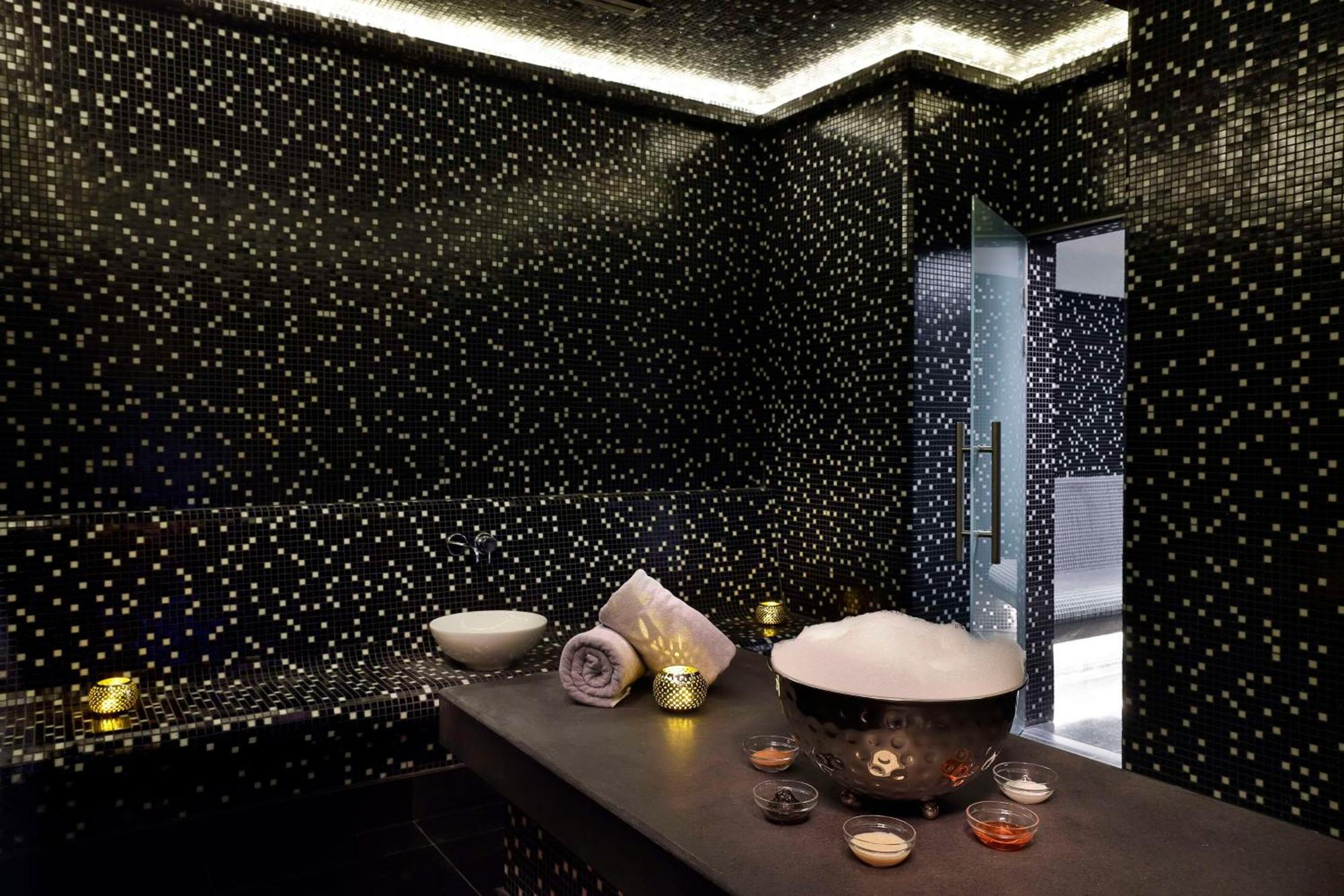 Hilton Riyadh Olaya Bagian luar foto