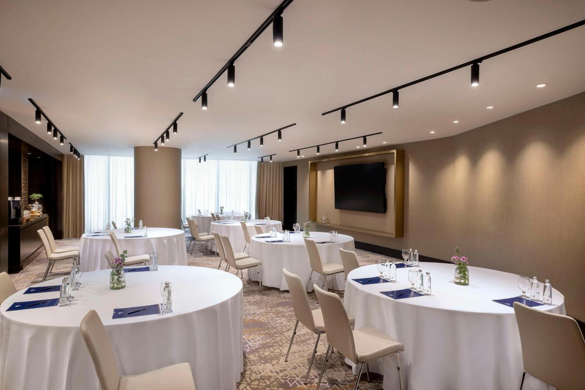 Hilton Riyadh Olaya Bagian luar foto
