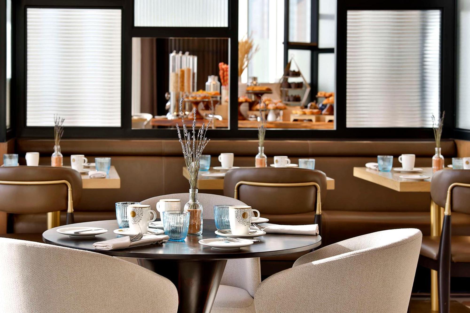 Hilton Riyadh Olaya Bagian luar foto